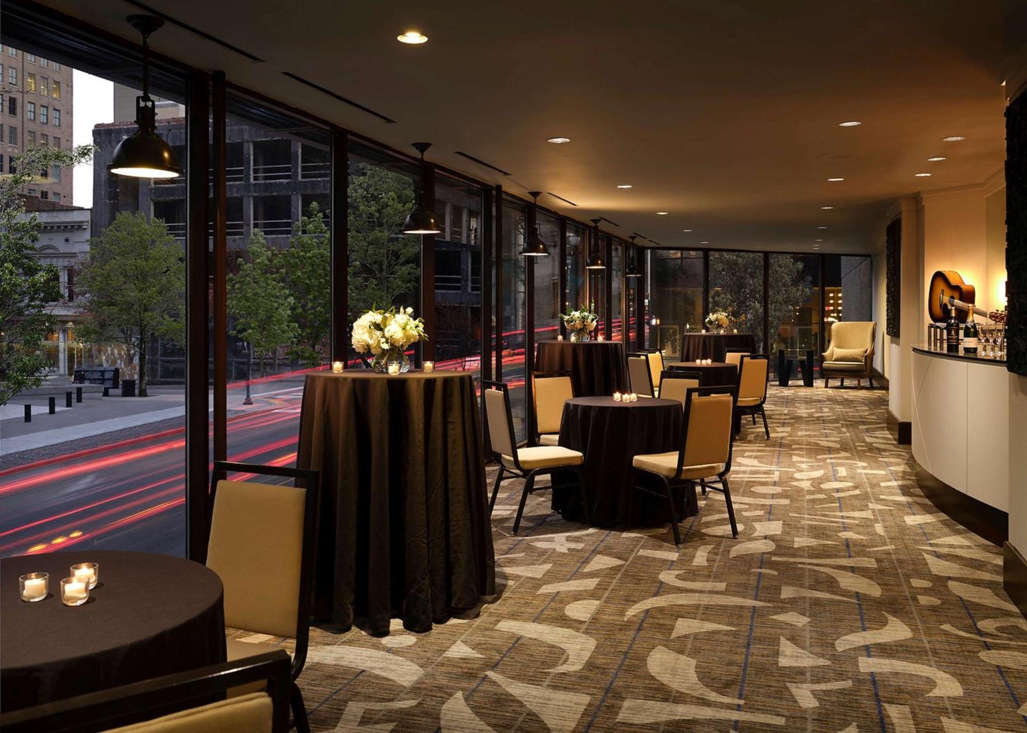 Doubletree By Hilton Hotel Nashville Downtown Exterior foto