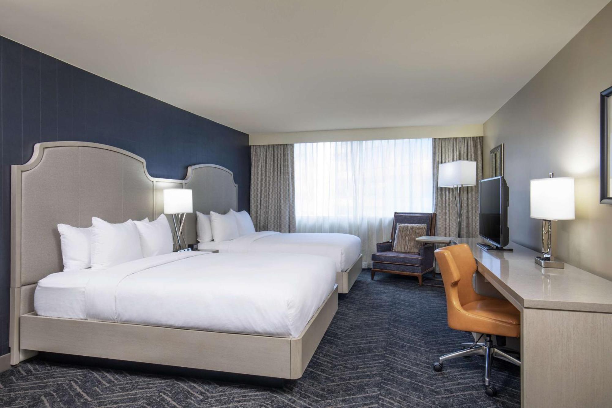 Doubletree By Hilton Hotel Nashville Downtown Exterior foto